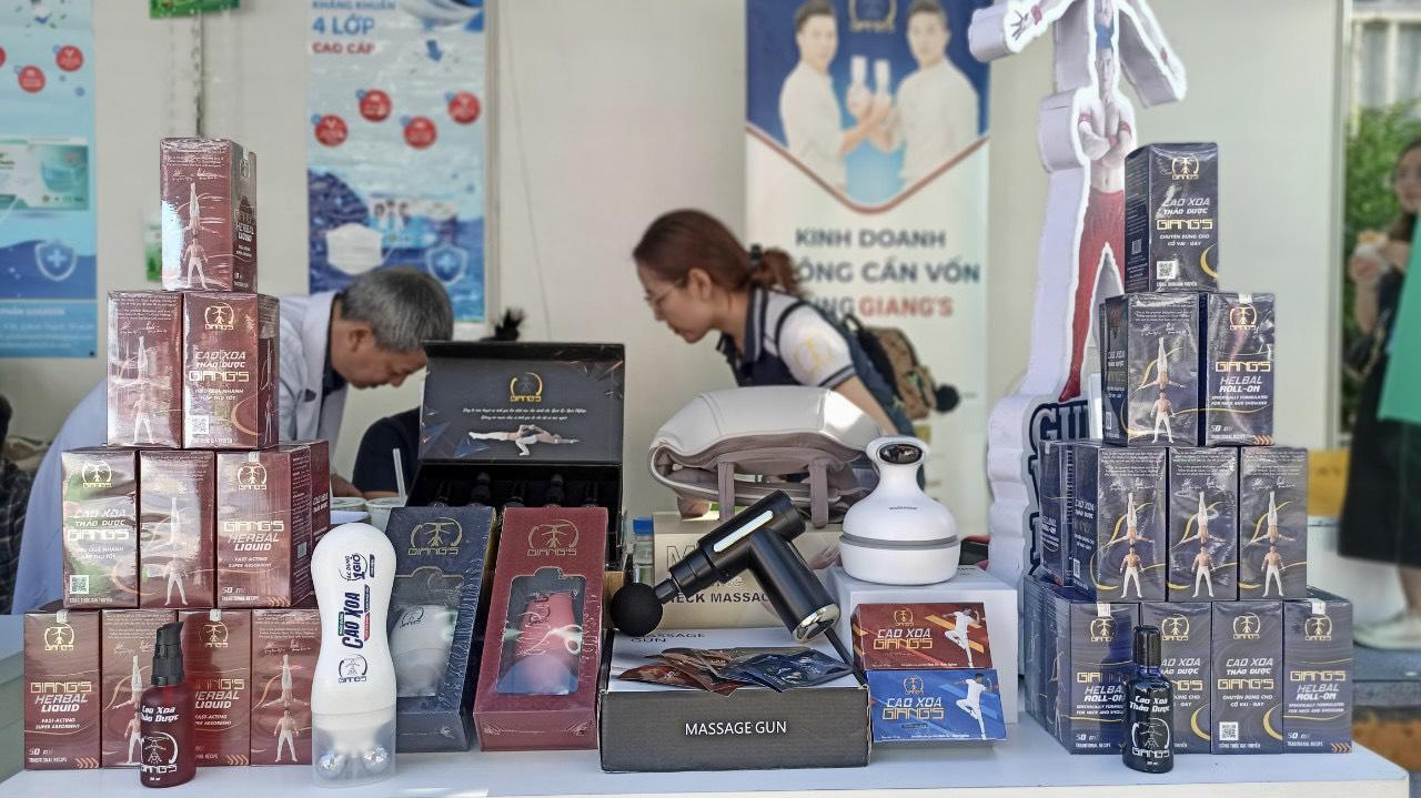 THOẢ SỨC MUA SẮM, THƯỞNG THỨC NHIỀU ĐẶC SẢN Ở MỌI VÙNG MIỀN TẠI TP.HCM